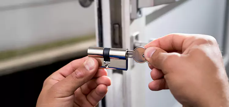 Emergency Locksmith for House Santa Ana