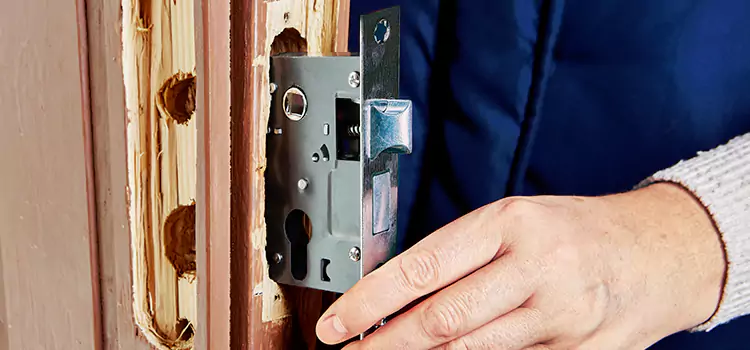 Garage Door Lock Replacement Santa Ana