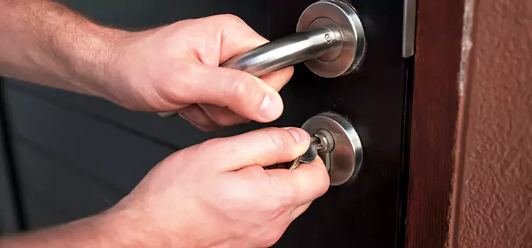 Door Closer Repair & Installation Santa Ana